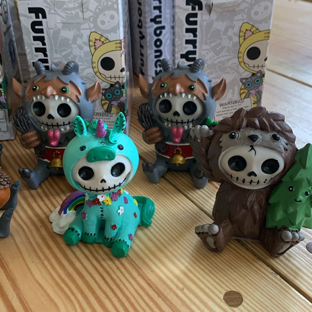 Furrybones Collectible Lot of 9 - Picture 3 of 4